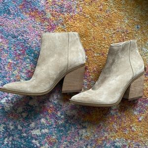 Steve Madden Suede Boots